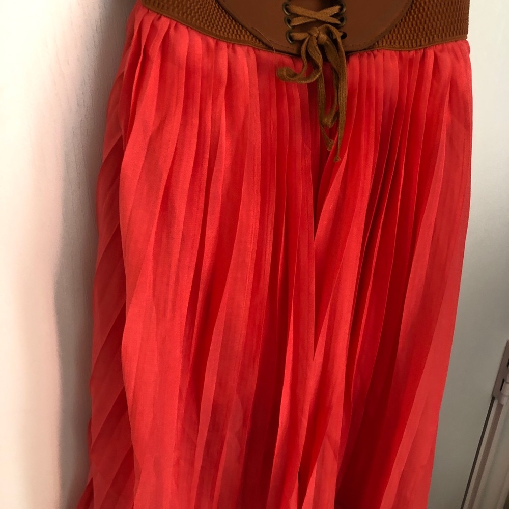 Fish tail accordion sheer skirt with belt